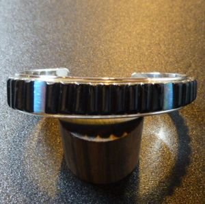 画像1: ナバホ　Russell・Sam　インレイ　ブラックジェット&オパール　バングル約16・5〜17cm用