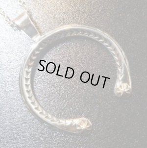 画像1: ナバホ　Sunshine・Reeves　スタンプワーク&14Kゴールドコンチョ　ナジャTOP