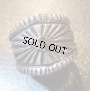 画像1: ナバホ　Harrison・Jim　インゴットシルバー　サンバースト×14Kゴールドダイア　リング21号