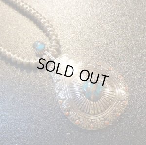 画像1: ナバホ　Marco・Begaye　オーバレイ　ビスビーターコイズ&18Kゴールドアクセント付　ボックスTOP&ビーズネックレス65cm
