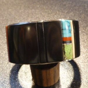 画像1: ナバホ　Edison・Cummings　インレイ　Black Jade（大理石）&ターコイズetc　バングル約15・5〜16cm用