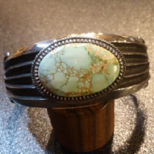 画像1: ナバホ　Floyd・Parkhurst　トゥーファーキャスト　ロイストーンターコイズ付　バングル約16〜17・5cm用