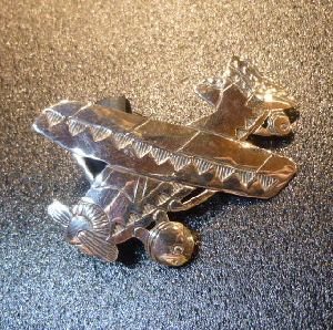 画像1: ナバホ　Limbert・Perry　スタンプワーク　ヒコウキモチーフピンブローチ