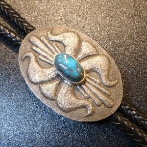 画像1: ナバホ　Lee・Begay　トゥーファーキャスト　ケトーモチーフ×ビスビーターコイズ付　ボロタイ