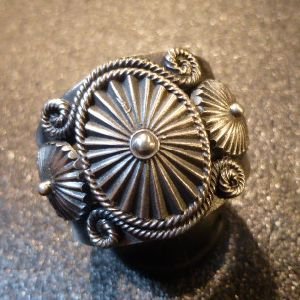 画像1: ナバホ　Derrick・Gordon　インゴットシルバー　スタンプワーク×アップリケコンチョ　リング23号