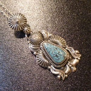 画像1: ナバホ　Delbert・Gordon　コンチョアップリケ　キングマンターコイズ付　TOP