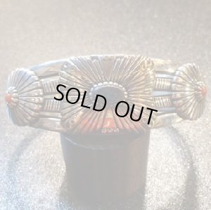 画像1: ナバホ　Marco・Begaye　オーバレイ　アパッチブルーターコイズ付　バングル約16・5〜17・5cm用