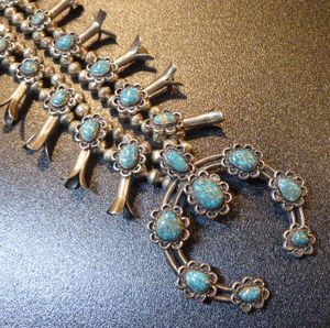 ナバホ 70Ｓオールド ターコイズ付 スカッシュブロッサムネックレス